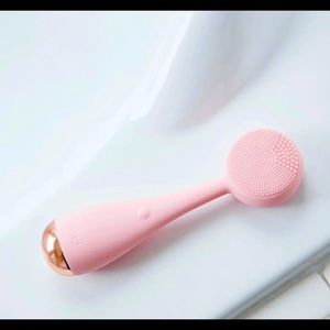 SOLD!!! PMD Clean Smart Facial Cleanser BNWOT